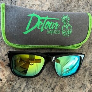 Sunglasses Black and Green
